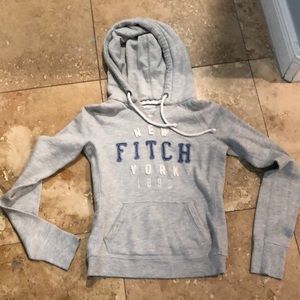 Abercrombie & finch Soft & Comfy Women’s New York gray Sweatshirt Hoodie